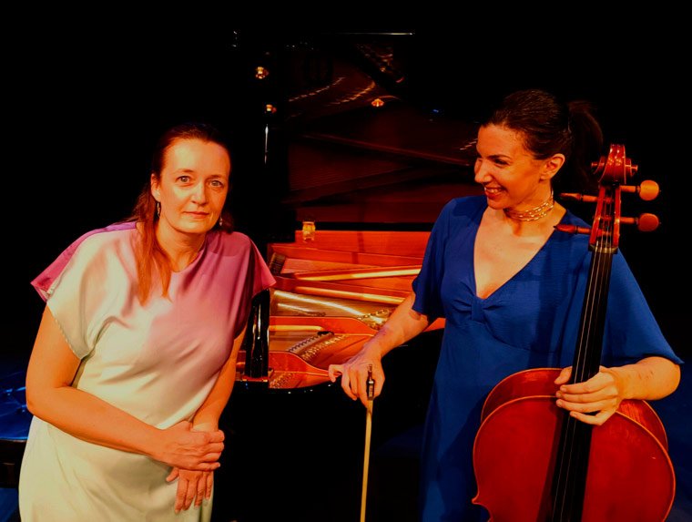 Beatriz Gonzlez Caldern, violoncello, y Marta Policinska, piano.