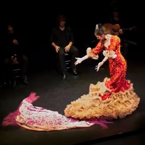 Espectculo de flamenco en el Teatro Triana